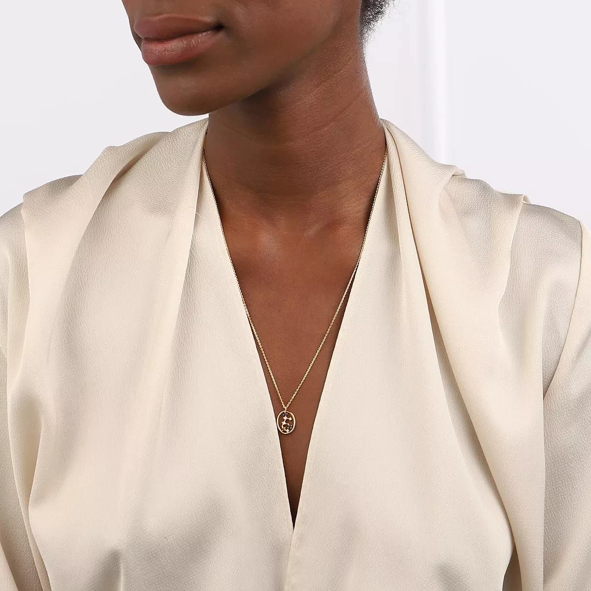 PDPAOLA Necklace VIRGO Yellow Gold Kurze Halskette - Image 3