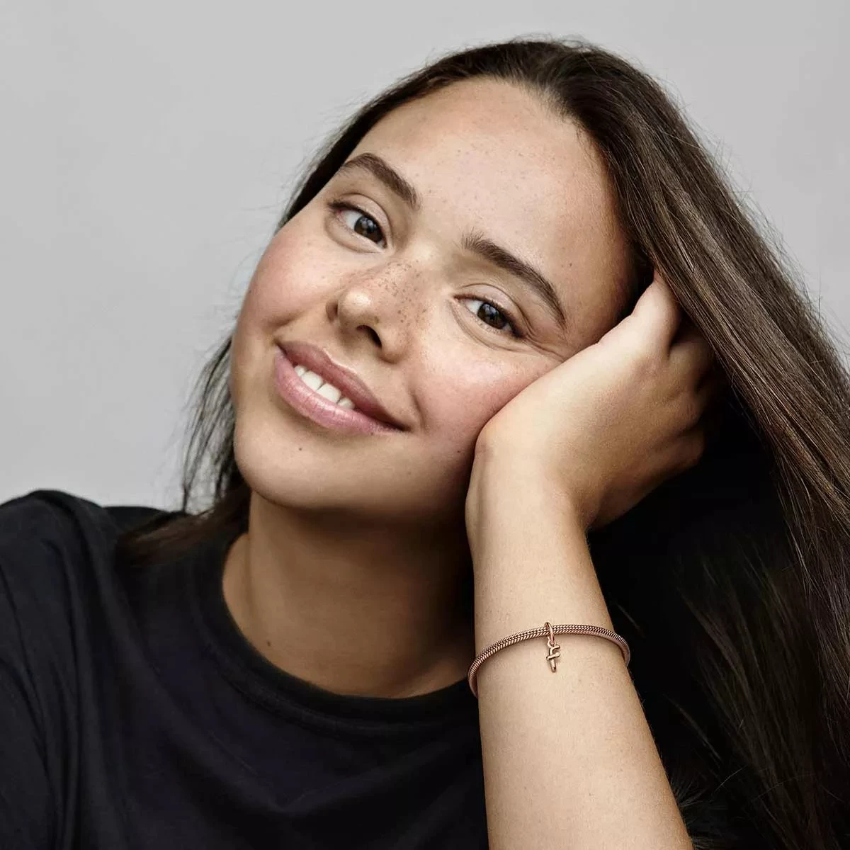 Pandora Letter F 14k Rose Gold-plated Dangle With Clear Cubic Zirconia Anhänger - Image 2