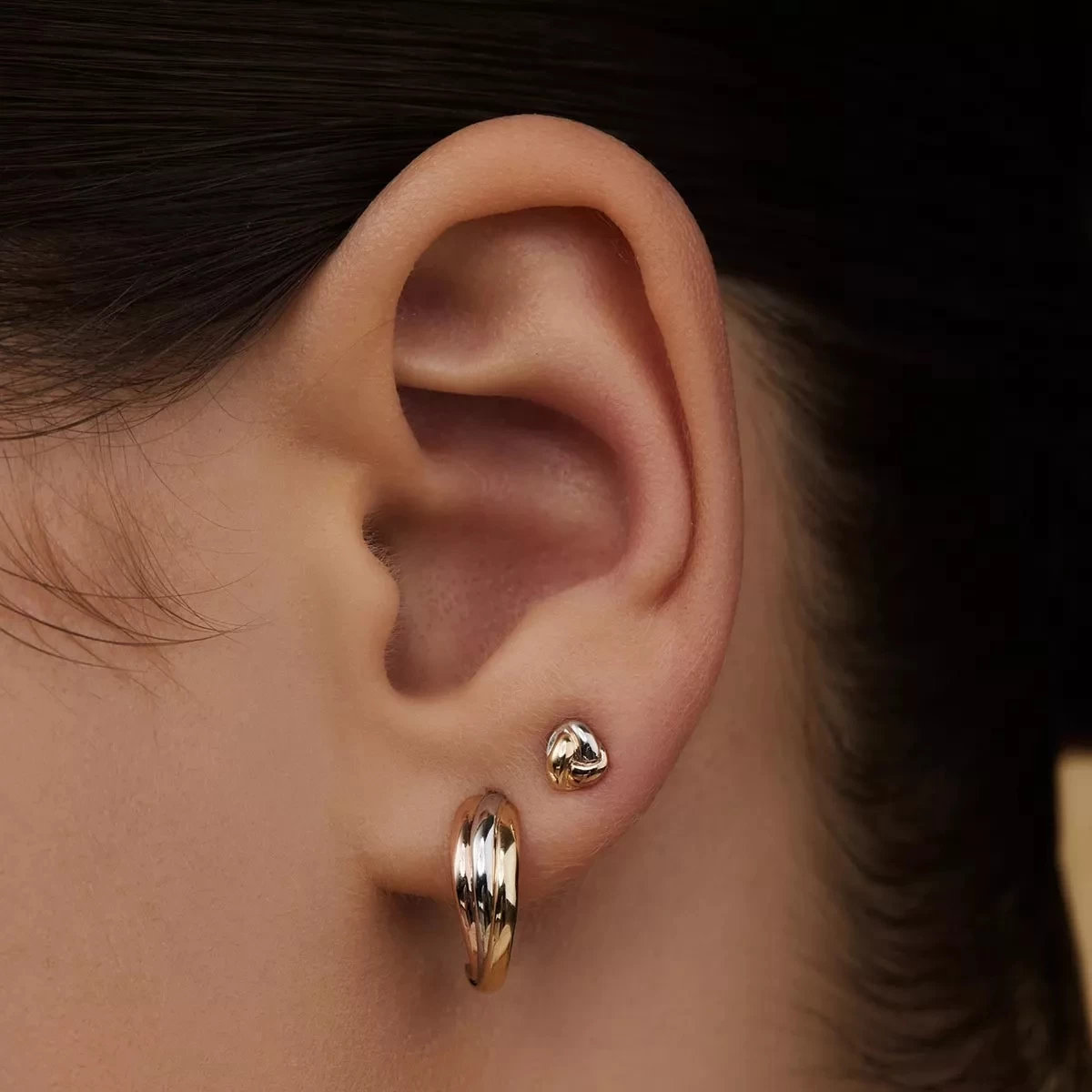 Isabel Bernard Tricolore Maeva 14 Karat Ear Studs Gold Ohrstecker - Image 2